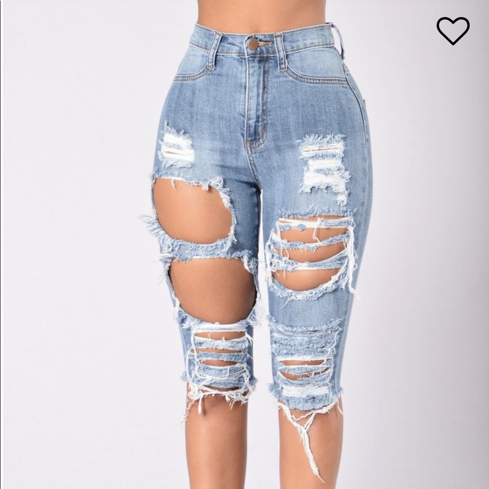 Lost at Sea Shorts - TAGS ON